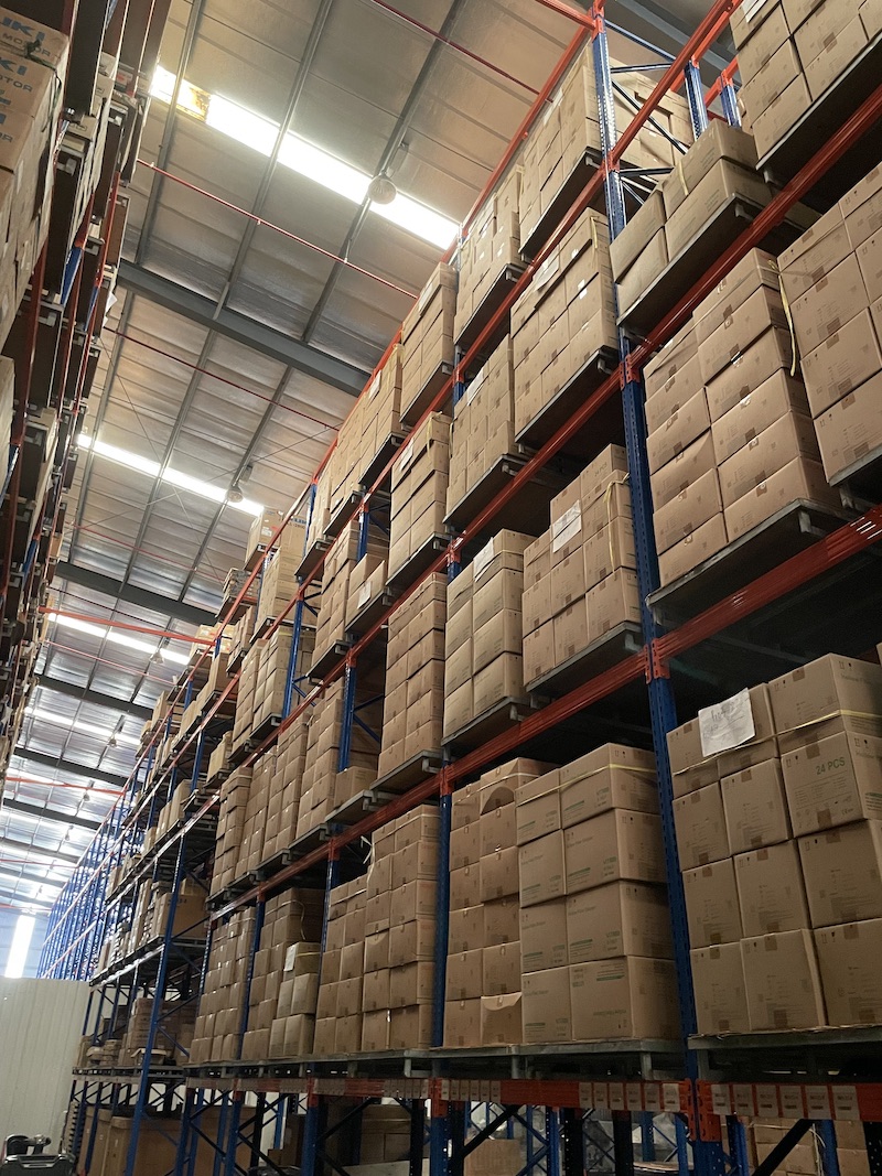 Kho thiết bị y tế SwiftHub